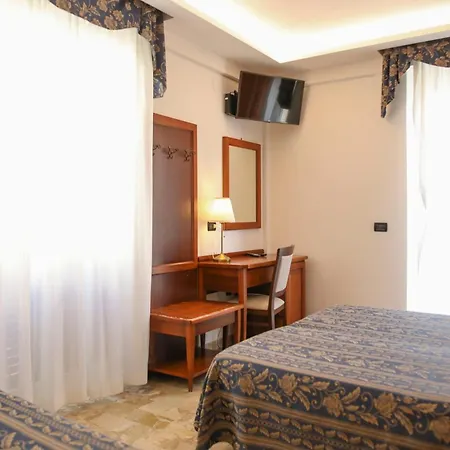 Hotel La Giara 3*