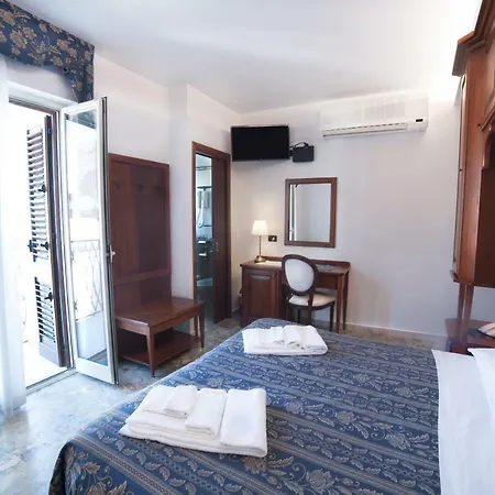 La Giara 3* Cefalu