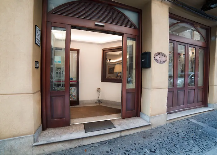 Hotel La Giara Cefalù