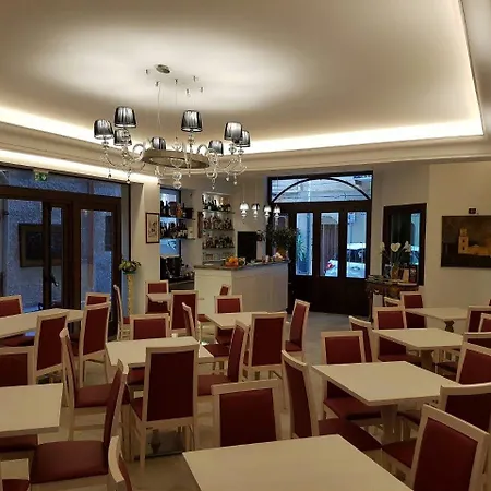La Giara 3* Cefalù