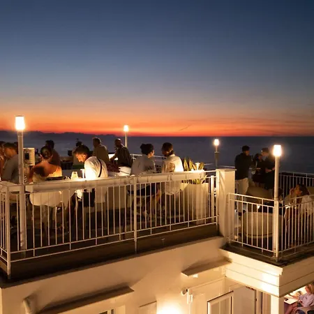 Готель La Giara 3*