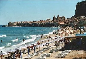 La Giara 3* Cefalu