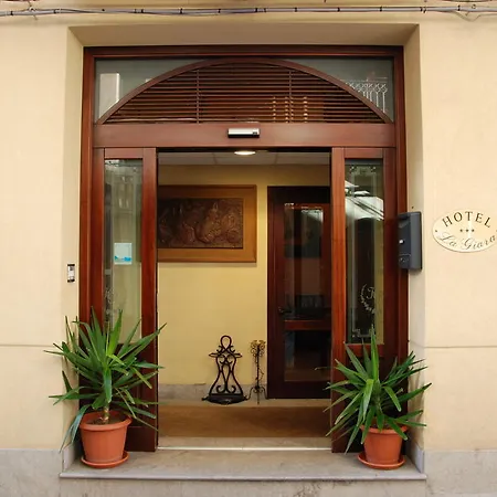 La Giara Hotel 3*