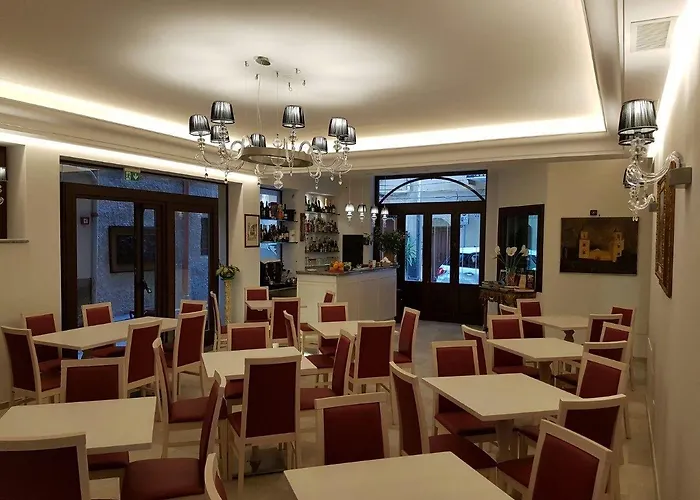 La Giara 3* צ'פאלו